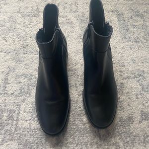 Ankle boots genuine leather - waterproof wore once!